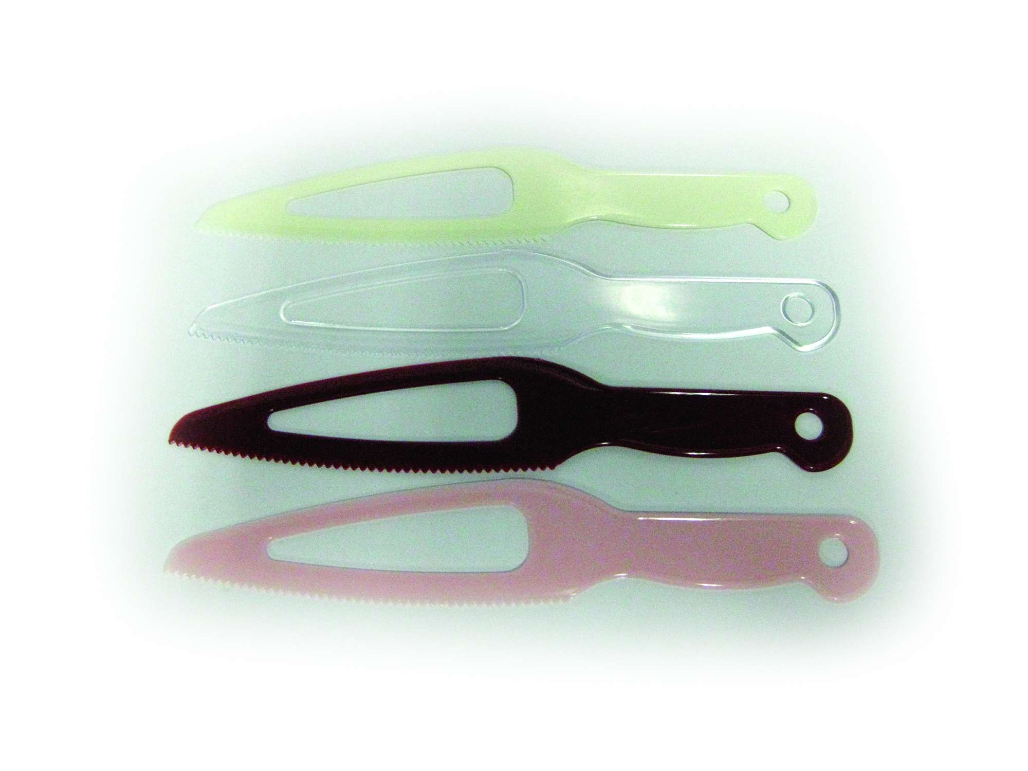 K001 Plastic Knives